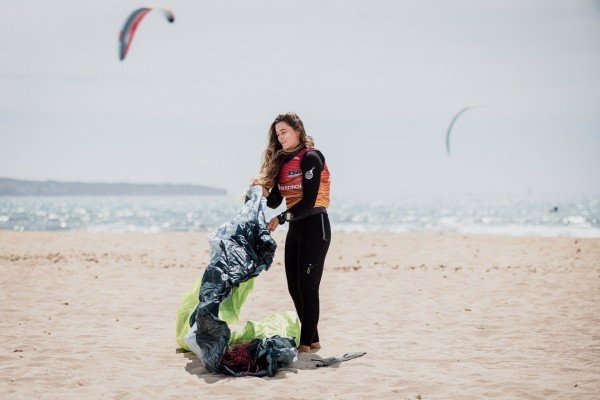 El Dorsia Covirán ficha a Gisela Pulido, campeona del mundo de kitesurf
