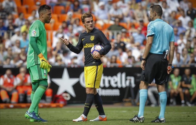 Clos Gómez vuelve a verse las caras con el VCF tras los dos penaltis ante el Atlético