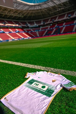 El Elche sale con Boyé y Milla en ataque ante un Osasuna con ocho novedades
