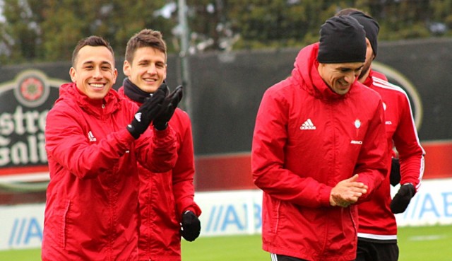 Orellana reinicia el trabajo con el grupo y podría reaparecer ante el Valencia