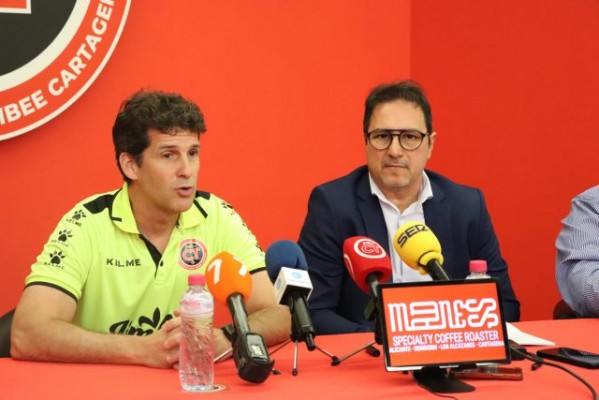 El Jimbee tiene a 10 ex de ElPozo en la pista, el banquillo y ahora también en el palco 