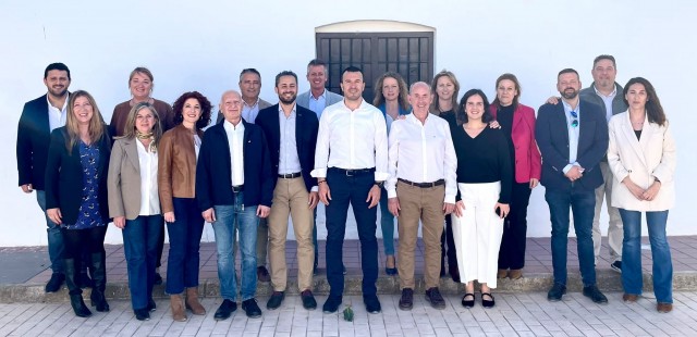 Mompó tiene altas expectativas de ganar y mantener alcaldías de l'Horta Sud en el 28M