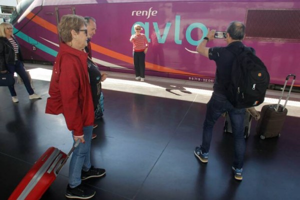 El tren 'low cost' y Chamartín cuadruplicarán la llegada de viajeros del norte peninsular a Alicante