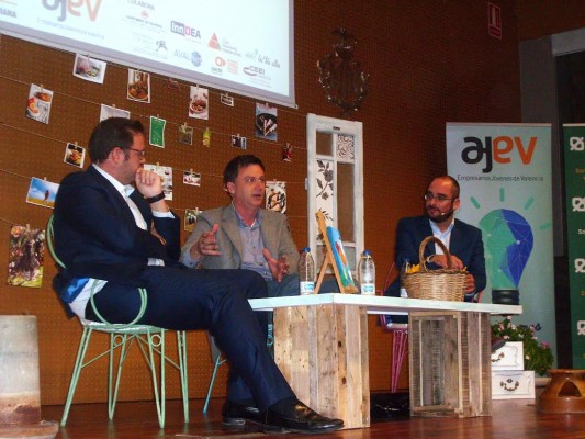 Juan Planes: “No hay educación financiera ni emocional en las aulas”
