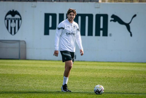 Nico se fuerza para la final de Almería