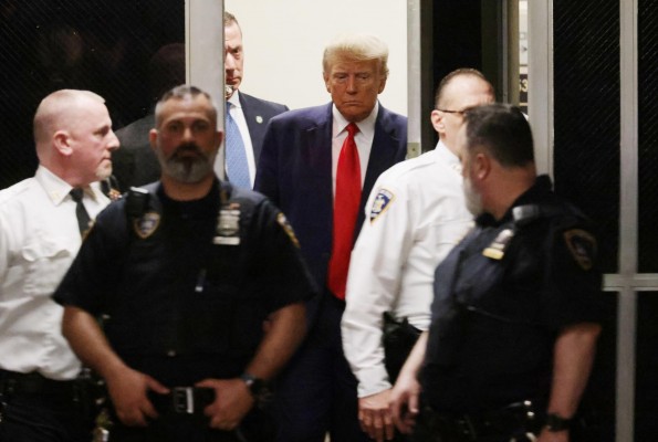 Donald Trump se declara inocente de 34 cargos por el caso del soborno a una actriz de cine porno