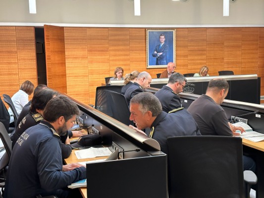 San Vicente aprueba el dispositivo especial para las fiestas, formado por más de 300 policías locales