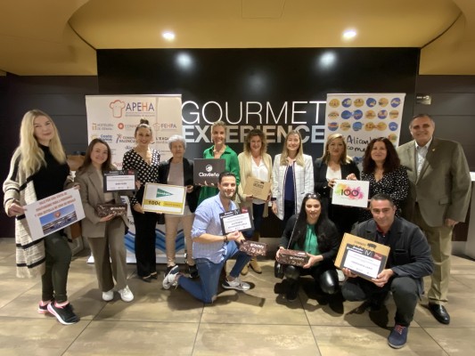 El Bar Flor, Restaurante Jorge y la Cervecería Carvi ganan el concurso de tapas cofrades de Alicante