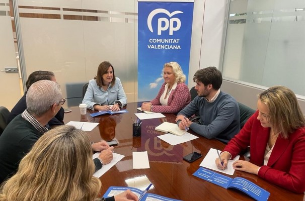 Catalá prevé la continuidad de la mayoría de los concejales en su lista pero no concreta los puestos