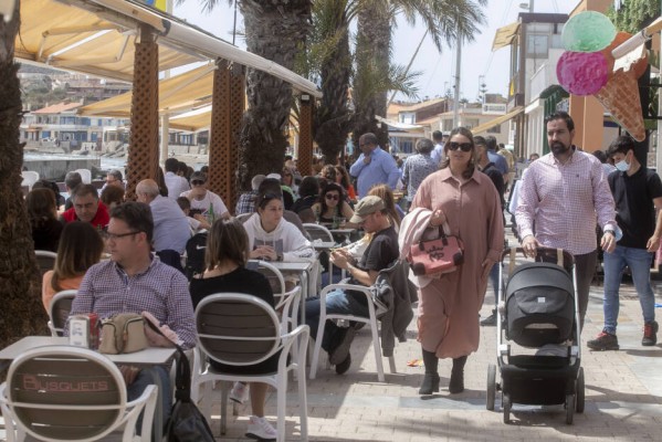 El turismo de las Fiestas de Primavera relanza el empleo en la Región