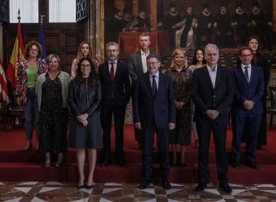 Puig convoca elecciones y entra en campaña: evita mencionar al Botànic y a sus socios 