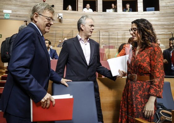 Podem salta contra Compromís tras el apoyo a Sumar y lo sitúa al lado del PSOE