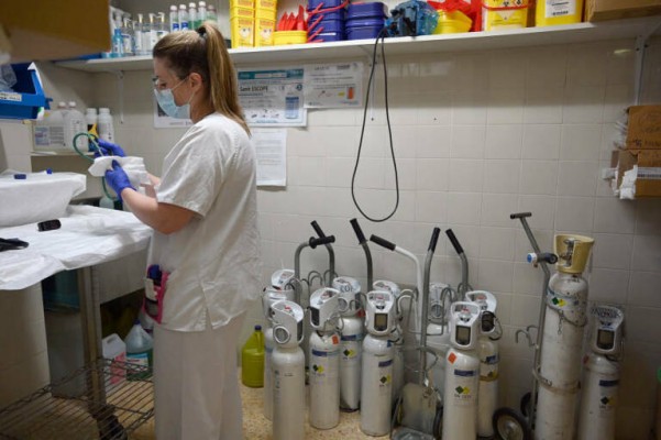 El PP plantea un plan para reducir las listas de espera en sanidad a 50 días como máximo