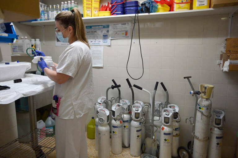 El PP plantea un plan para reducir las listas de espera en sanidad a 50 días como máximo