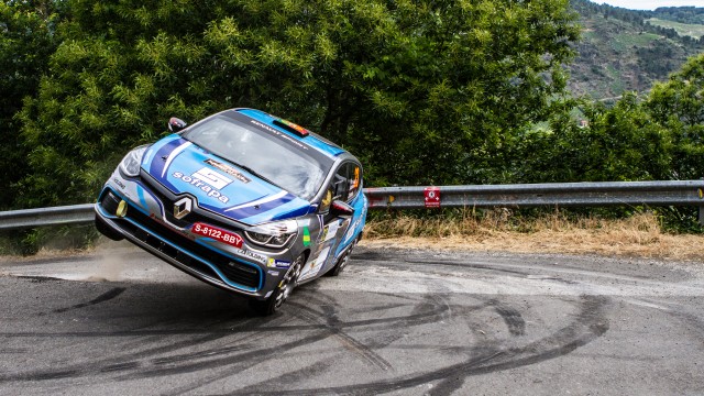 Alberto Monarri gana el Rallye La Nucía-Mediterráneo con suspense