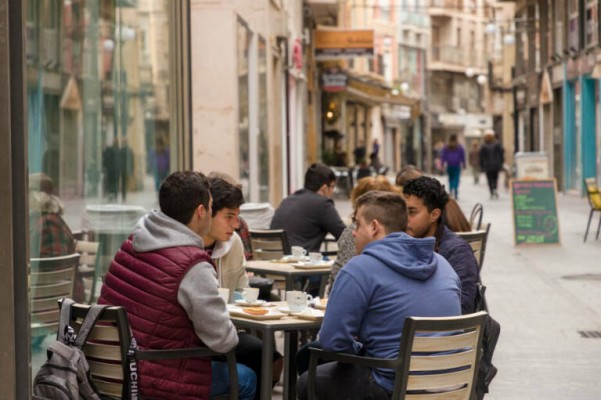 Hostelería Elche pide más coordinación entre el
Ayuntamiento y Cofradías para evitar perjuicios 