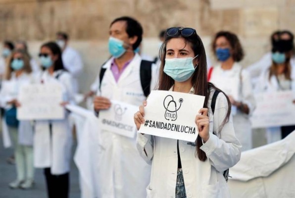 Segundo día de huelga de médicos: CESM cifra un seguimiento de casi el 80%