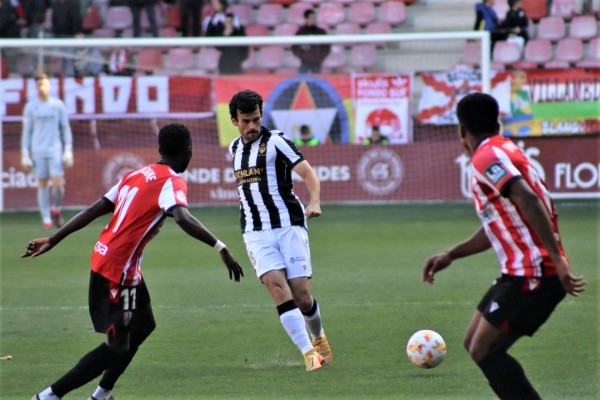 El CD Castellón vuelve a ganar fuera con un golazo de Yeremi de León