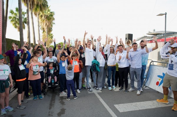 Más de 550 niños inauguran la jornada #RunAndFeel con la Santa Eulària Ibiza Kids Run CaixaBank 