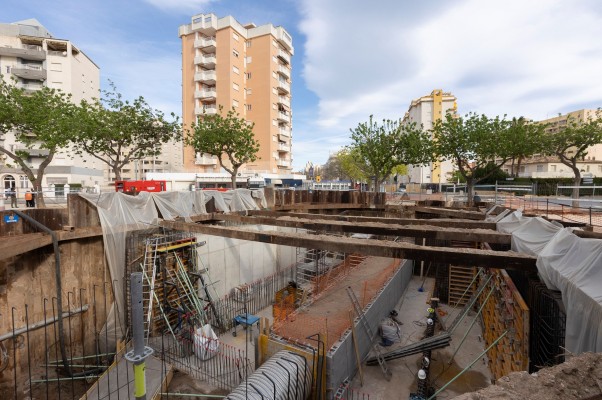 La playa de Gandia construye un depósito pluvial en el parque Clot de la Mota para evitar inundaciones
