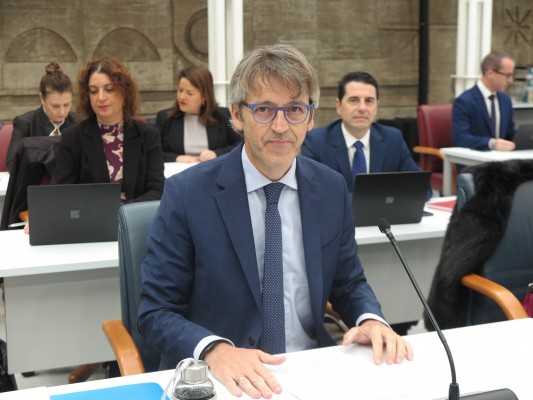 Desde 2008 sin frenos: la (imparable) deuda de la Región encadena 15 años consecutivos de subidas