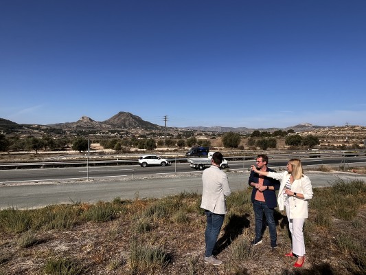 Petrer ya tiene todos los permisos para arrancar el proyecto del Área Industrial de La Cantera