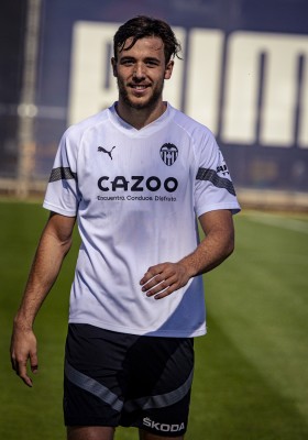 Los diez internacionales del Valencia se reincorporan a los entrenamientos
