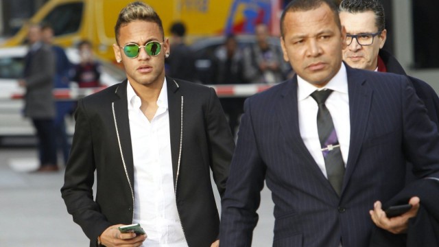 El Juez propone juzgar a Neymar, su padres, Bartomeu, Rosell y el F.C. Barcelona
