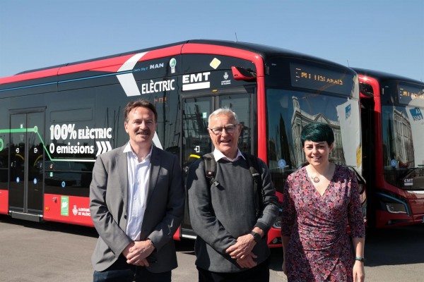 La EMT incorpora 20 autobuses eléctricos para avanzar en la descarbonización