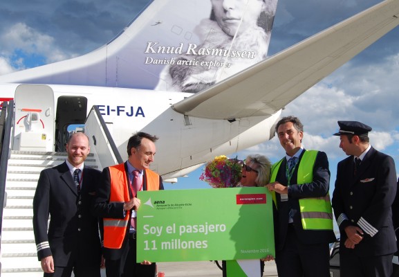 El aeropuerto de Alicante-Elche supera los 11 millones de pasajeros a dos meses de cerrar 2016
