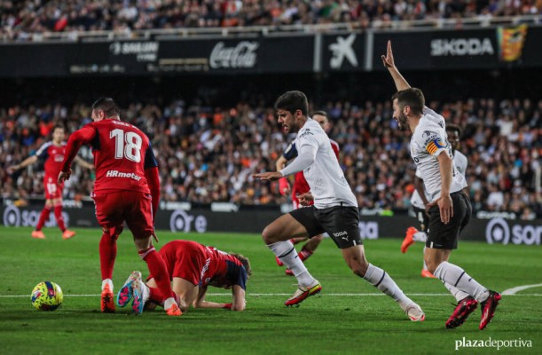 El Valencia busca encadenar tres triunfos en Mestalla dos años después
