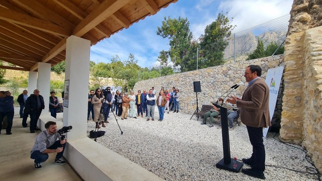 Finestrat inaugura el lavadero y el acueducto tras su rehabilitación