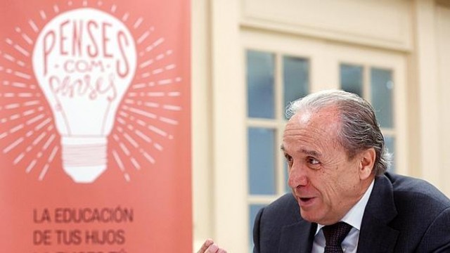 El presidente de Feceval reconoce que cuatro trabajadores cobraban como docentes sin ejercer 