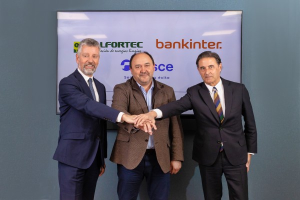 Bankinter y Cesce apoyan la expansión de la castellonense Valfortec en Japón