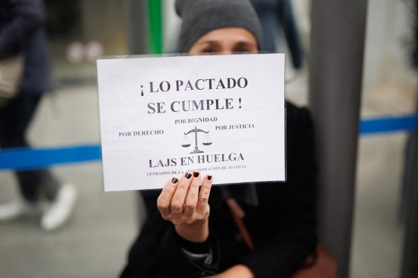 Los LAJ aceptan la propuesta de Justicia para poner fin a la huelga indefinida