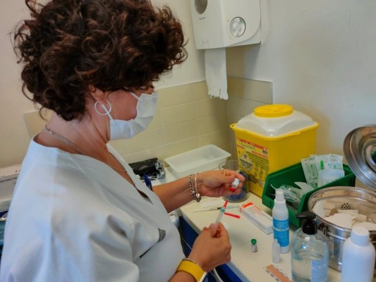Sanidad administrará en abril la vacuna del Herpes Zóster a personas que cumplen 65 y 80 años