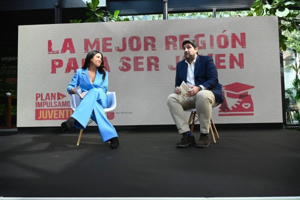 La Comunidad lanza un paquete de ayudas para los jóvenes: 360 euros al mes para alquilar