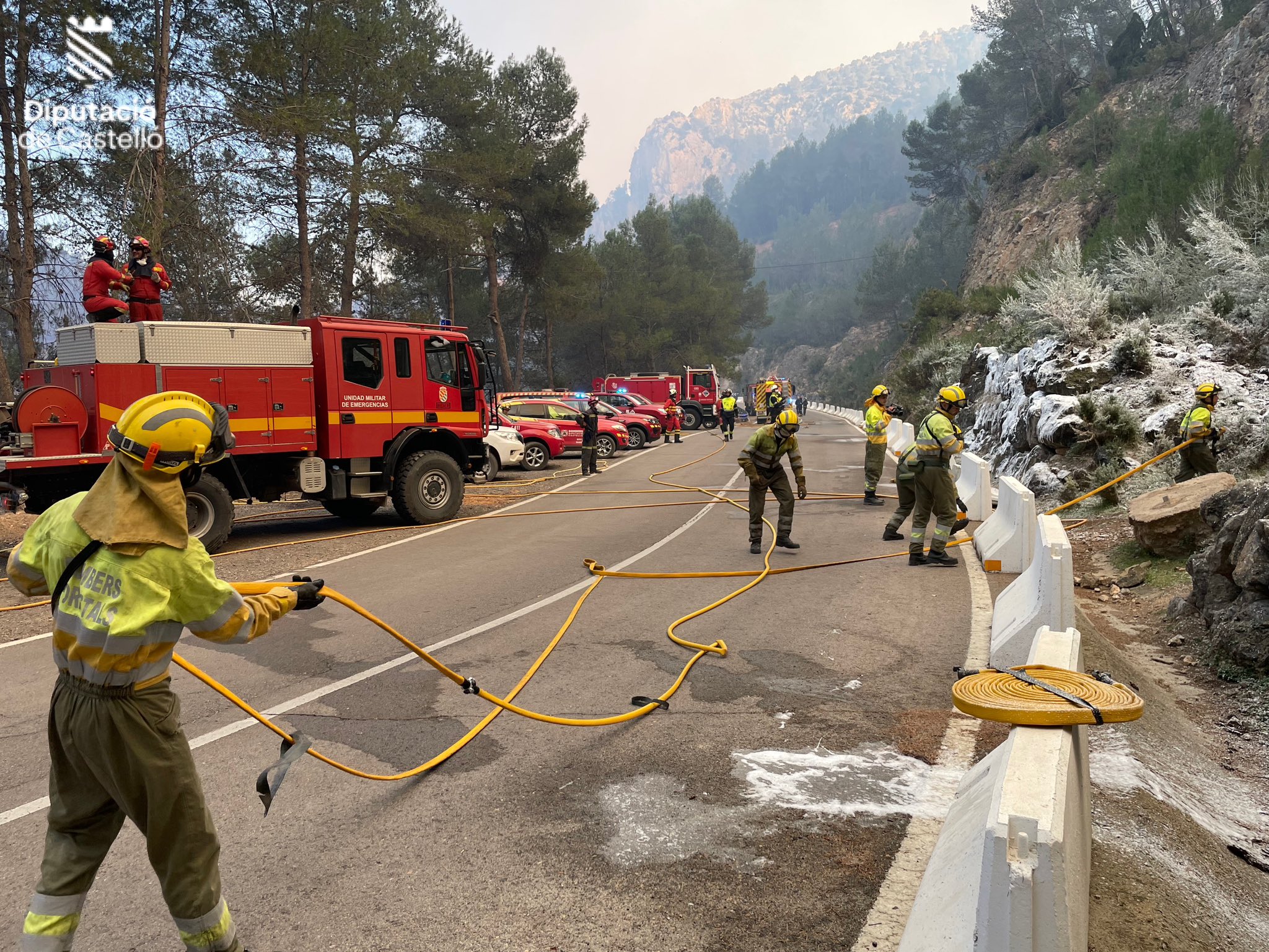 Una situación crítica deja paso a un mejor pronóstico para el incendio del Alto Mijares