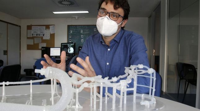 Un simulador arterial 'a la carta' permite ensayar operaciones de aneurisma