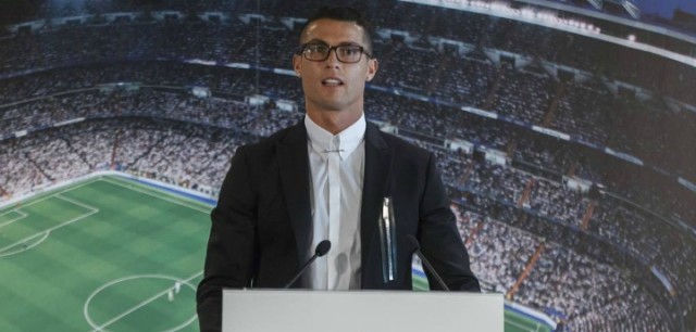 Cristiano Ronaldo vislumbra nuevos retos tras firmar su renovación hasta 2021