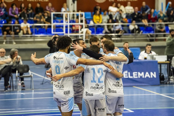 Conqueridor protagoniza una gran remontada y viaja a Melilla con dos opciones de meterse en semifinales

