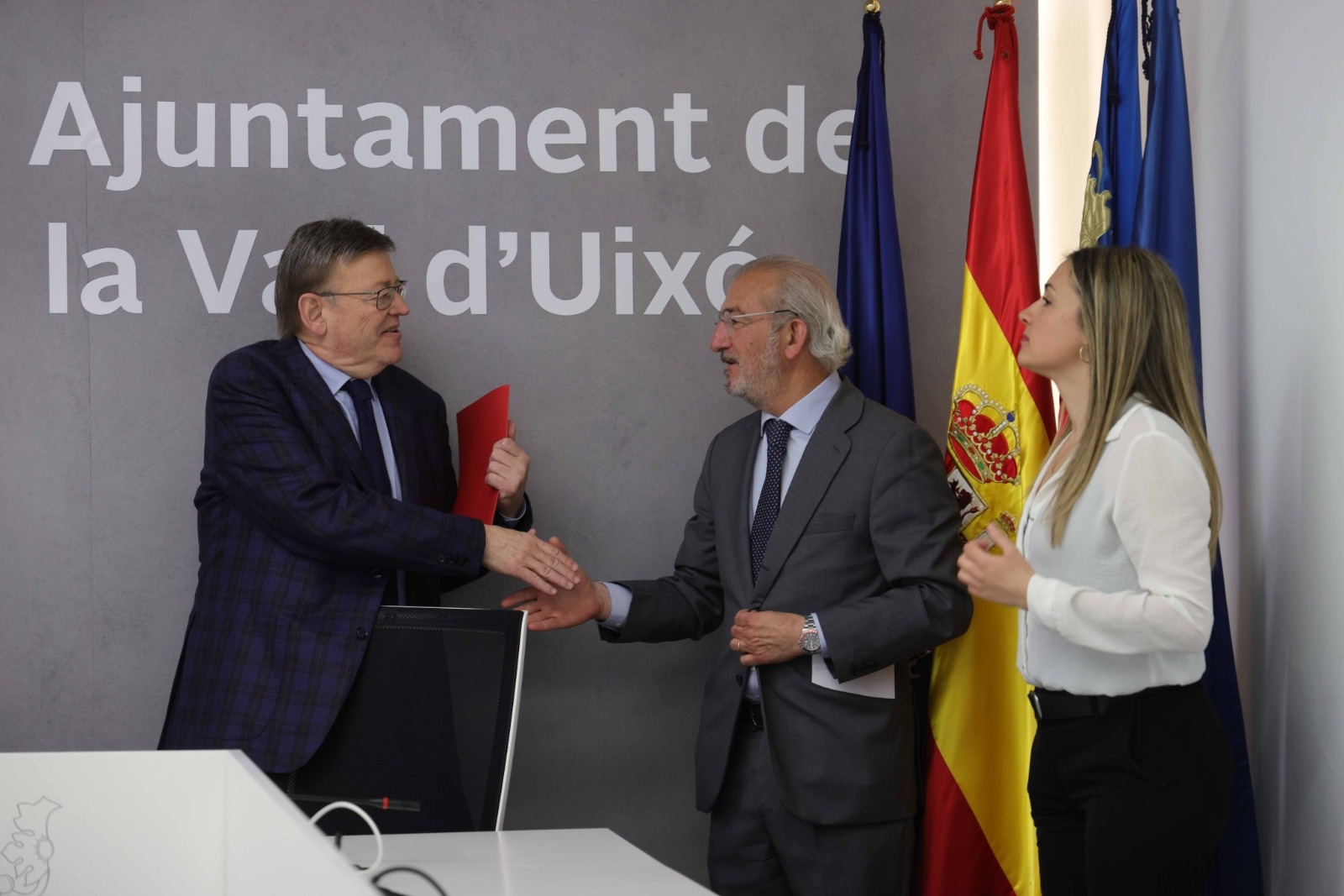 Stadler sale de Albuixech, reabre la planta de Acciona y creará 100 empleos en la Vall d'Uixó