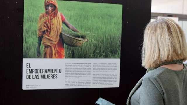 La exposición ‘Mujeres del mundo’, en l’Espai d’Art del Ayuntamiento de Benidorm