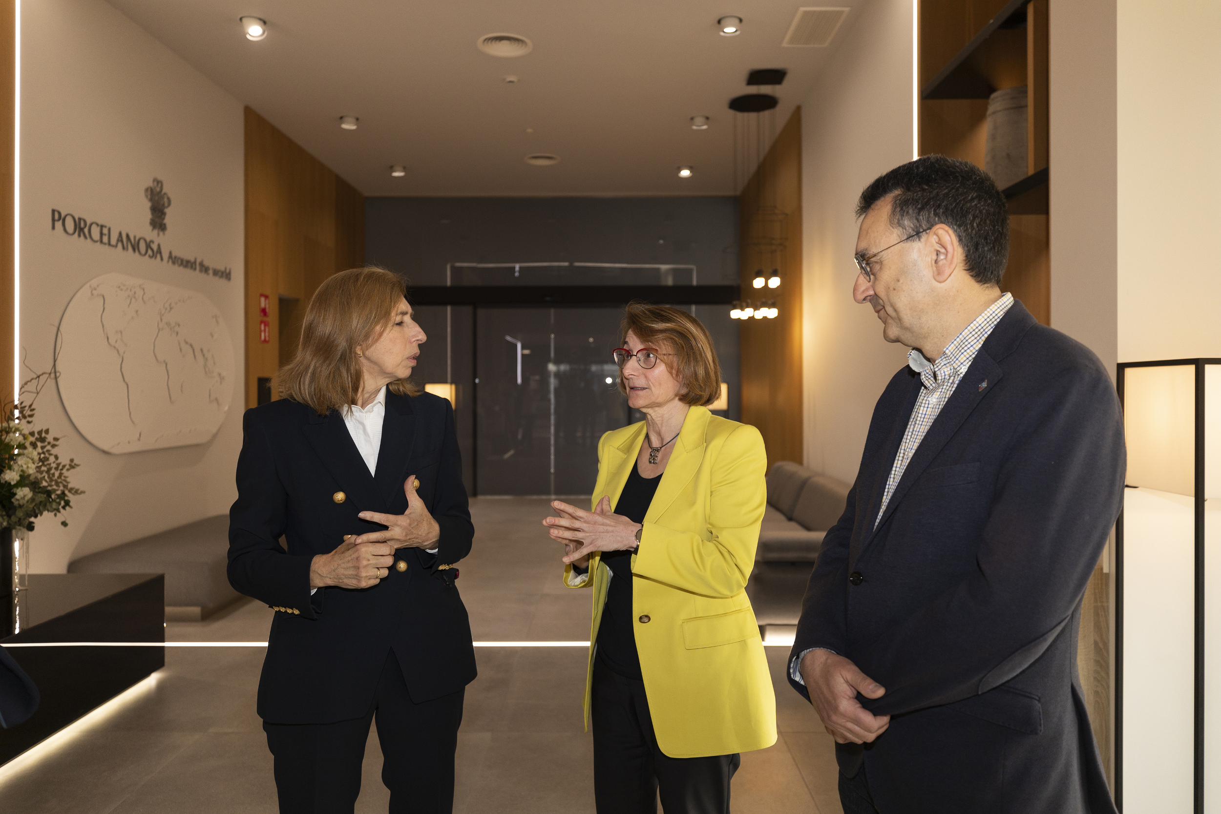 La rectora de l'UJI destaca l'aposta de Porcelanosa per la innovació 