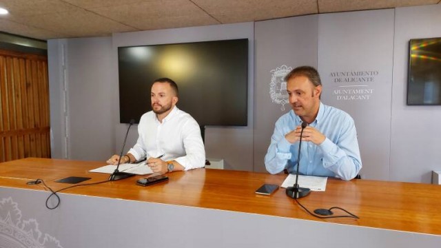 Compromís aprieta al PP e insta al pleno de Alicante a pedir la salida de los exdiputados de Cs