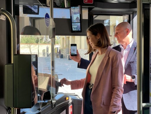 Así será el bus de Elche en septiembre: pago con móvil, calculador de ruta, geolocalización, control de aforo...