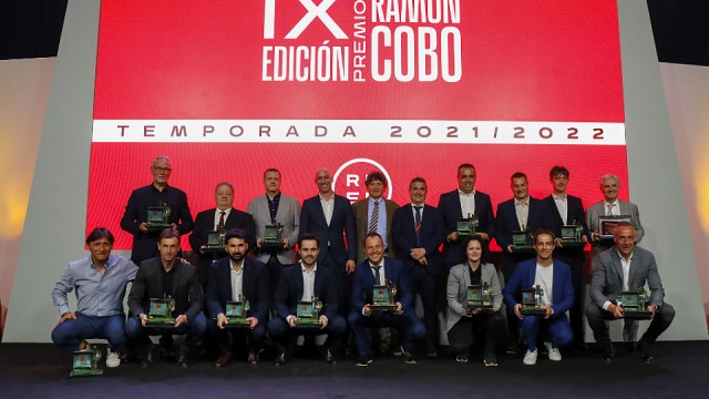 Siviero y 'Pacheta' son premiados por el Comité de Entrenadores por los ascensos del curso pasado