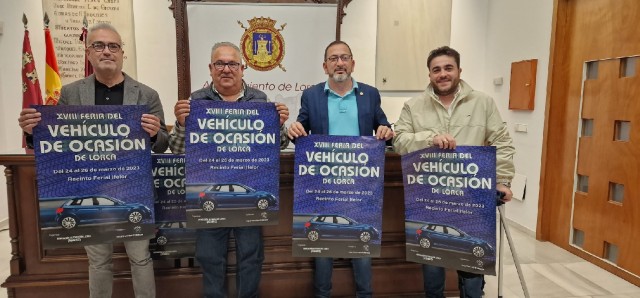 Cuatrocientos vehículos de ocasión a la venta en Lorca, que recupera esta feria tras ocho años