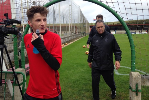 Caparrós se estrena en Tajonar