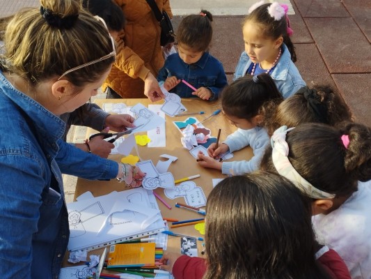 Burriana convoca talleres de empleo, arte e idiomas en el barrio la Bosca
 